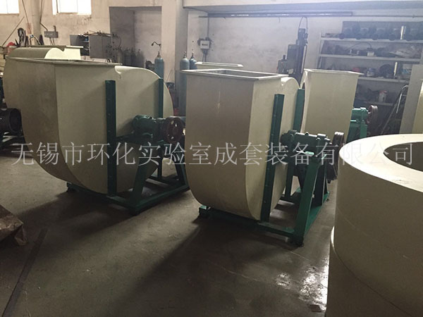 �L(f��ng)�C(j��)